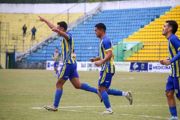 Capiatá se oxigena y vuelve a sumar de a tres a costa del colero