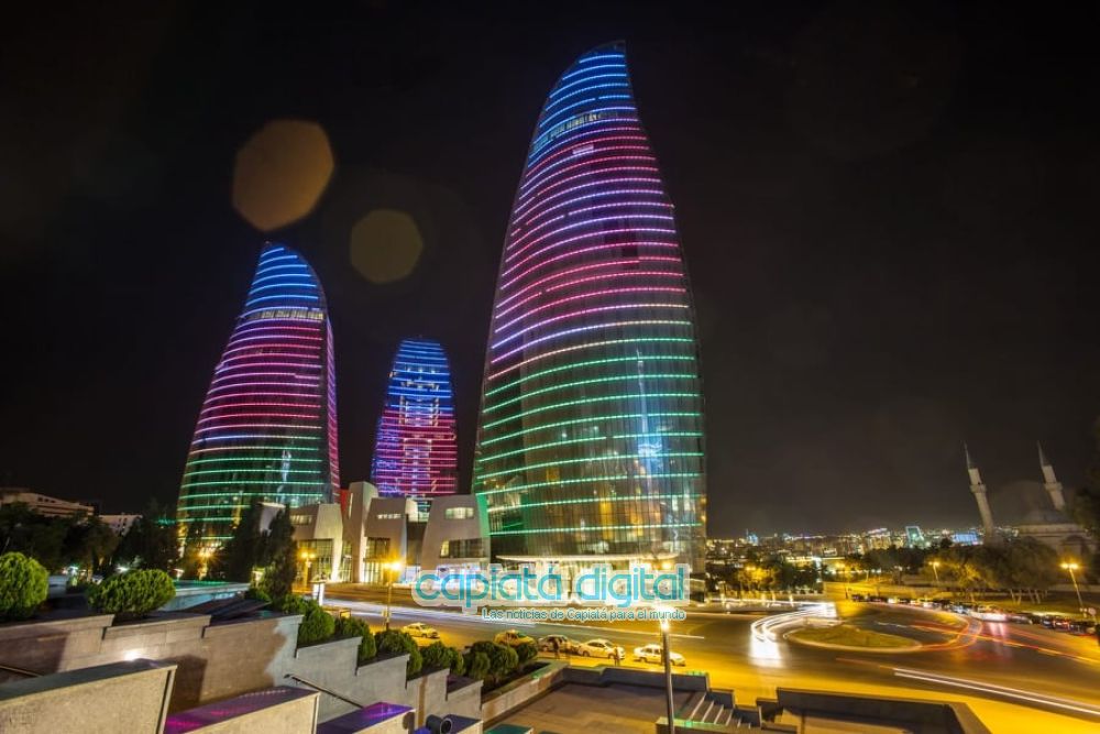 Interesante: Azerbaiyán recuerda su independencia destacando el valor para recuperar su libertad