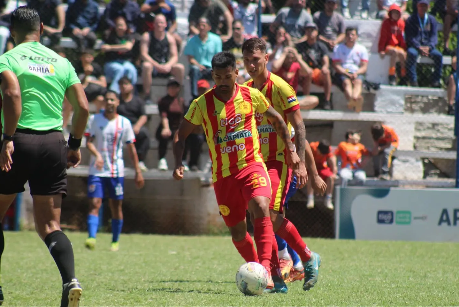 Ledesma cae ante un rival directo, pero las chances de ascender siguen