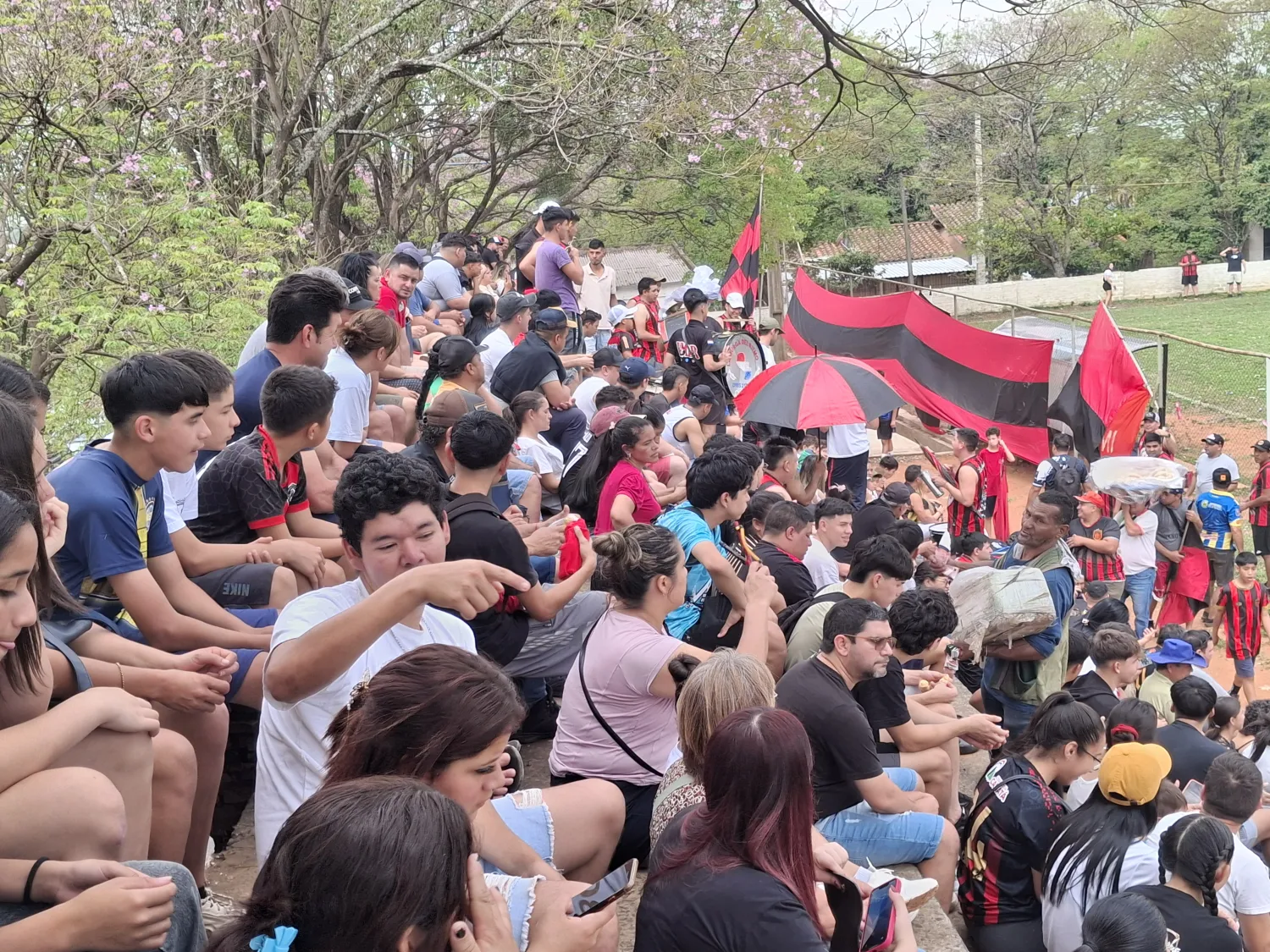 Vibrantes partidos en el arranque de los octavos de final de la Liga Capiateña